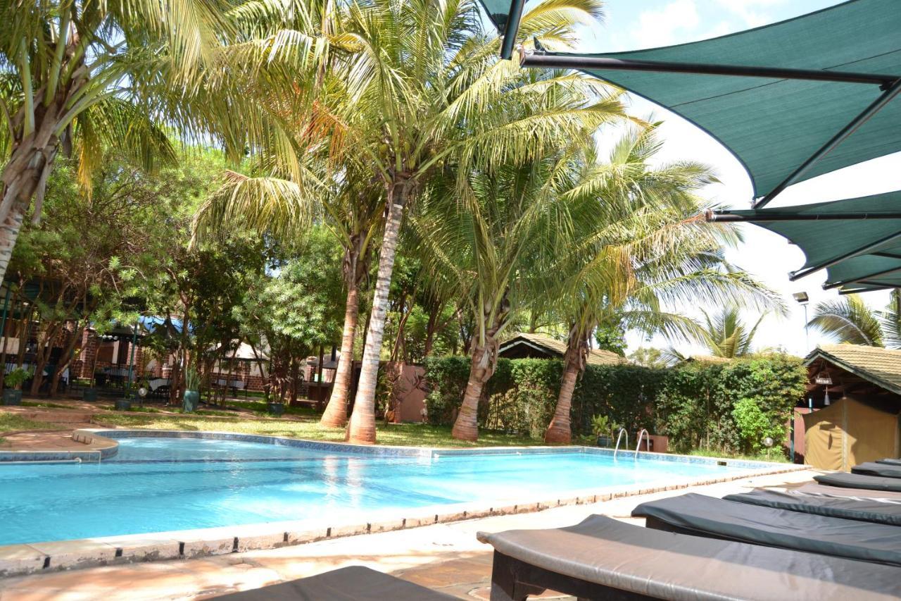 Impala Safari Lodge Voi Eksteriør bilde
