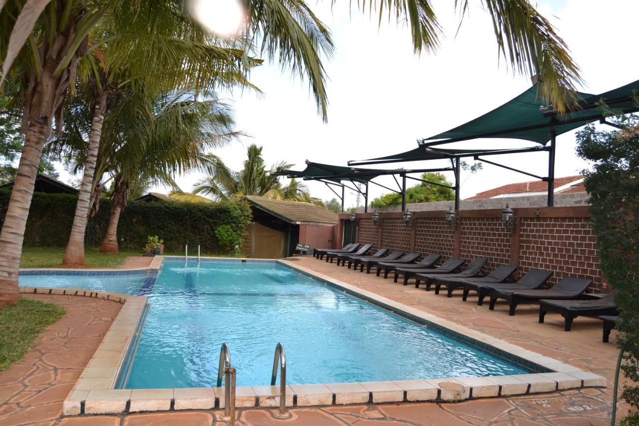 Impala Safari Lodge Voi Eksteriør bilde