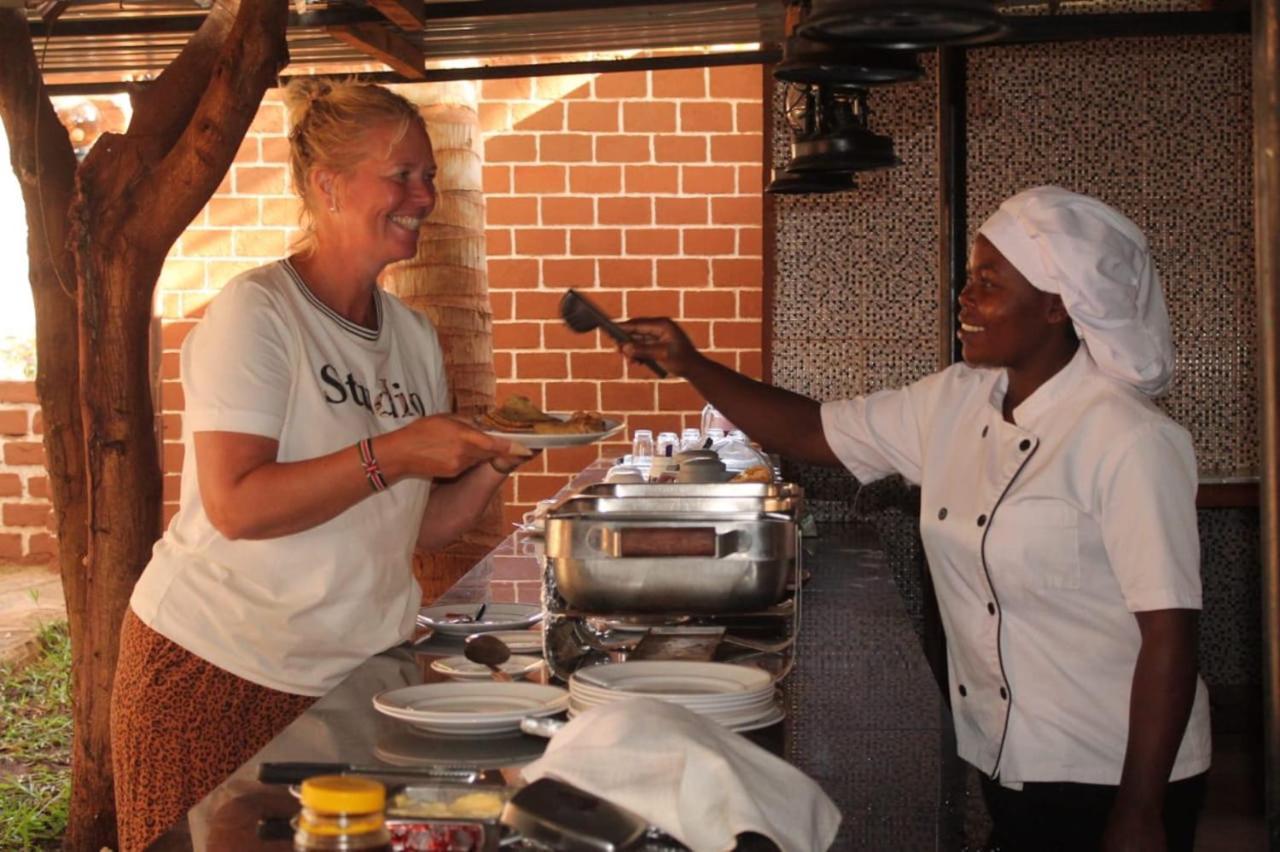 Impala Safari Lodge Voi Eksteriør bilde